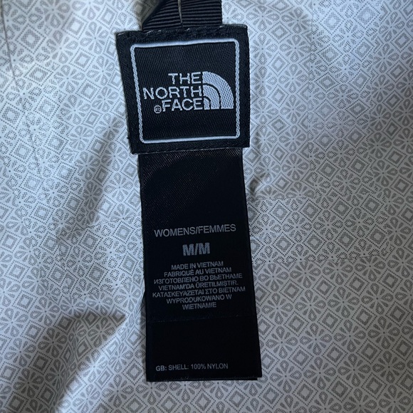 TNF Rain Jacket Medium - Picture 3 of 15